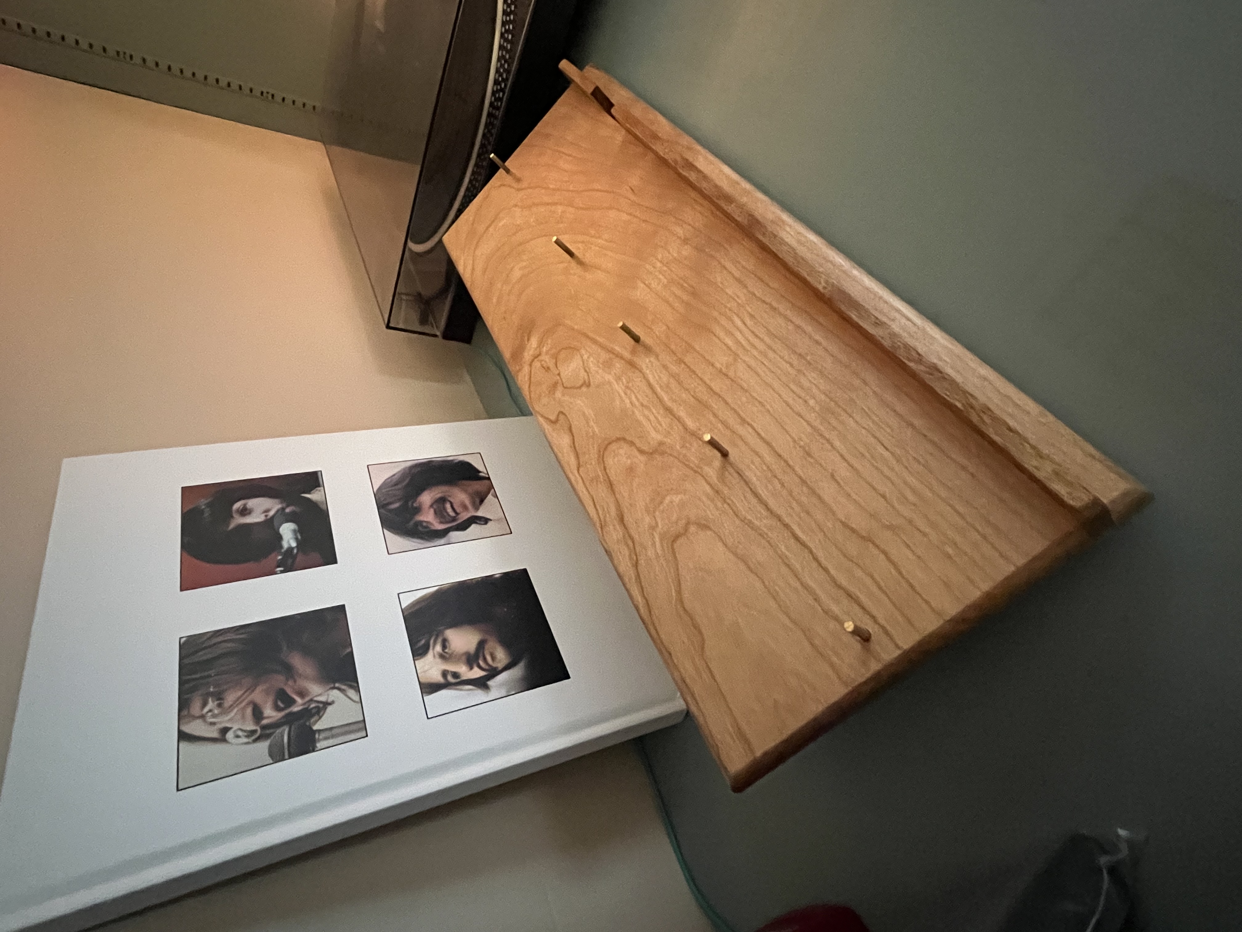 Shelf to store remotes